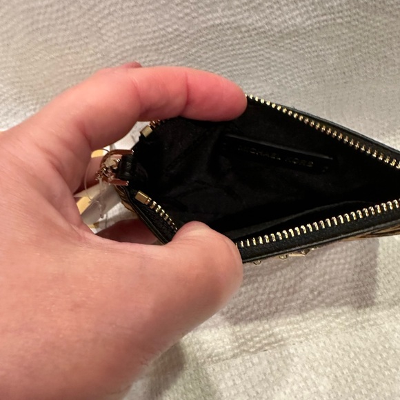 NWT Michael Kors Parker Marigold Haircalf key card holder - Picture 3 of 7